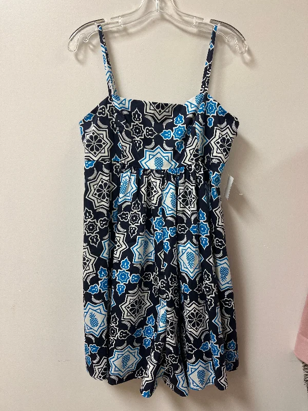 Dress Casual Short By Hutch In Blue & White, Size: M