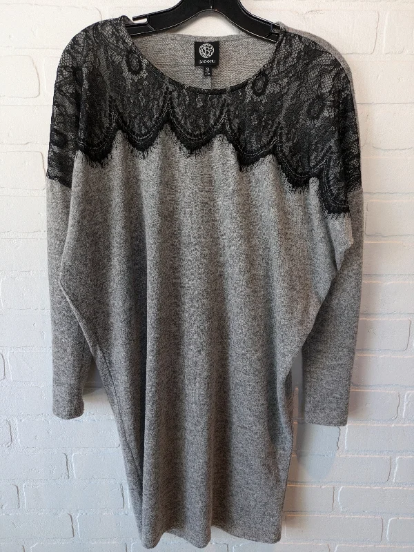 Dress Sweater By Bobeau In Grey, Size: Xs