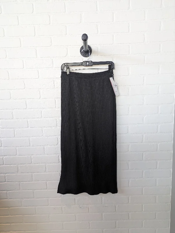 Skirt Midi By Old Navy  Size: 4