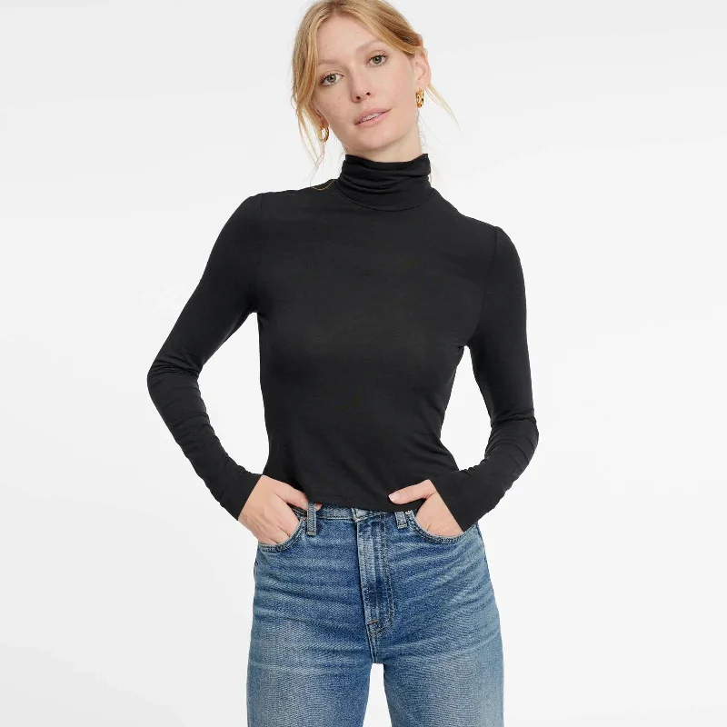 Everywhere LYR Ruched Turtleneck (Black)