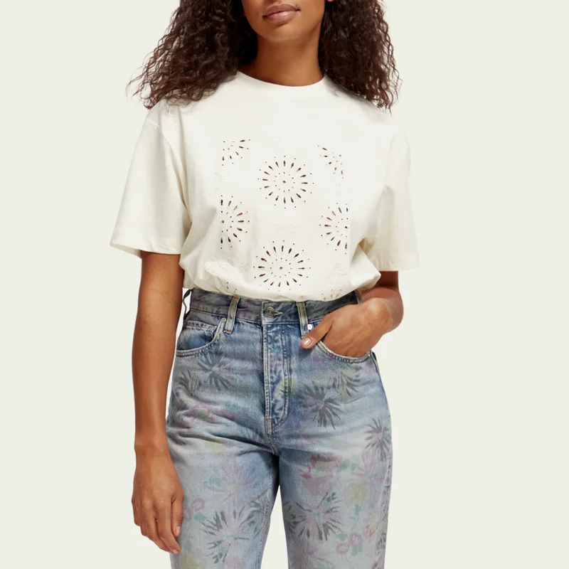 Loose Fit Embroidered Artwork T-Shirt (Vanilla White)