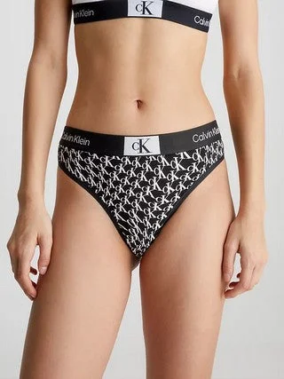 Modern Thong CK96 000QF7221E